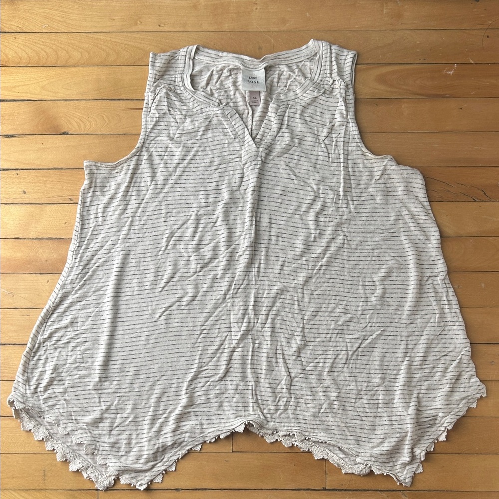 Knox Rose Light Gray Striped Sleeveless Tank